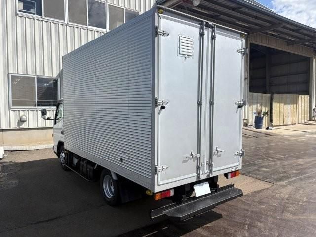 MITSUBISHI CANTER 2018 Image 31