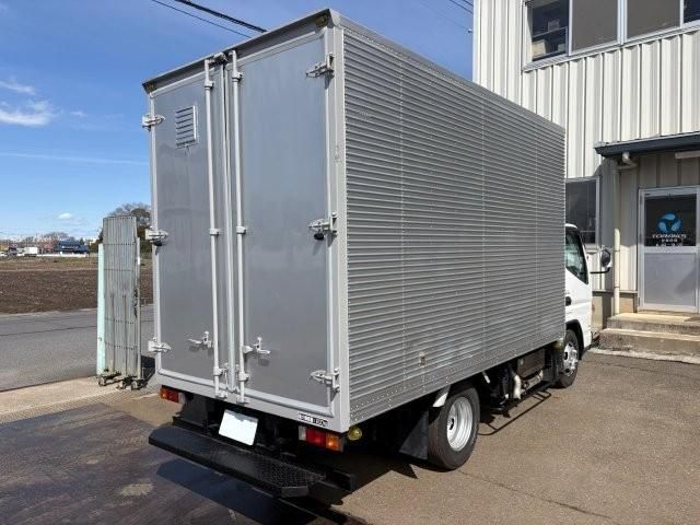 MITSUBISHI CANTER 2018 Image 31