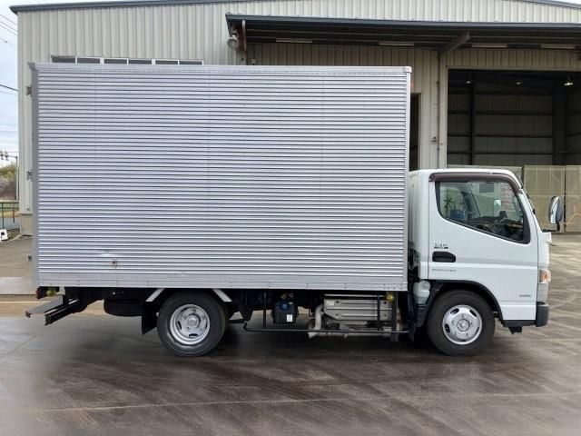 MITSUBISHI CANTER 2018 Image 31