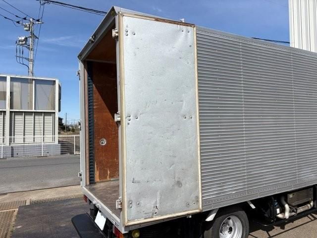 MITSUBISHI CANTER 2018 Image 31