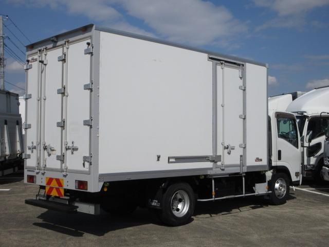 ISUZU ELF 2016 Image 31