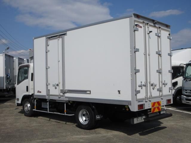 ISUZU ELF 2016 Image 31