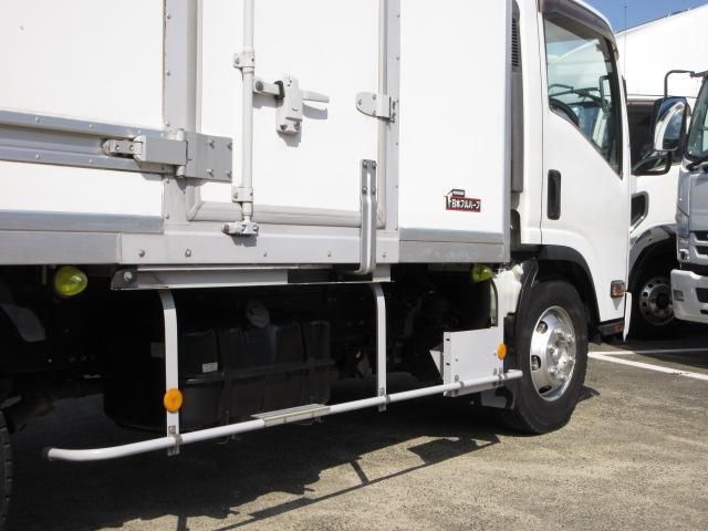 ISUZU ELF 2016 Image 31