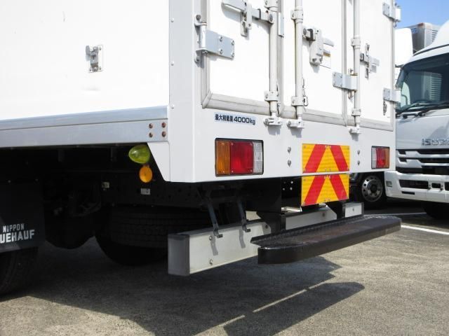 ISUZU ELF 2016 Image 31