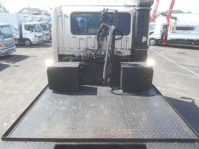 MITSUBISHI FUSOU SUPER GREAT 2011 Image 31