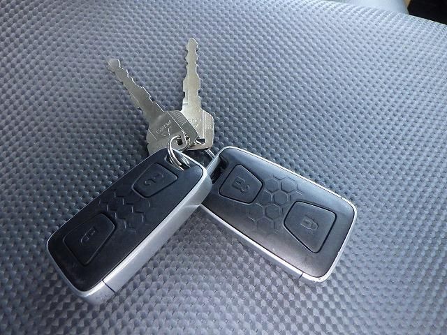 MITSUBISHI CANTER 2024 Image 31