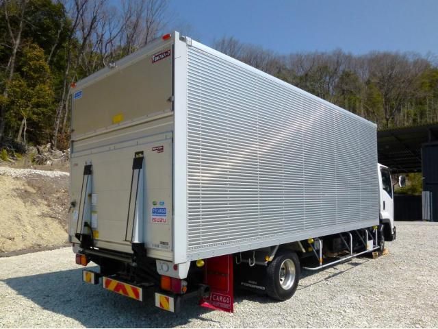 ISUZU FORWARD 2021 Image 31