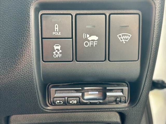 HONDA グレイス 2015 Image 31