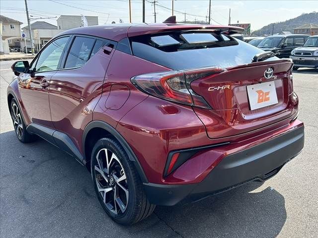 TOYOTA C-HR 2017 Image 31