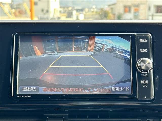 TOYOTA C-HR 2017 Image 31