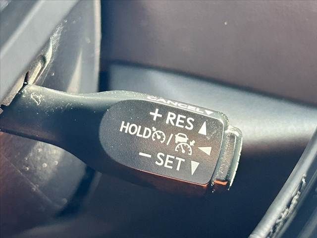 TOYOTA C-HR 2017 Image 31