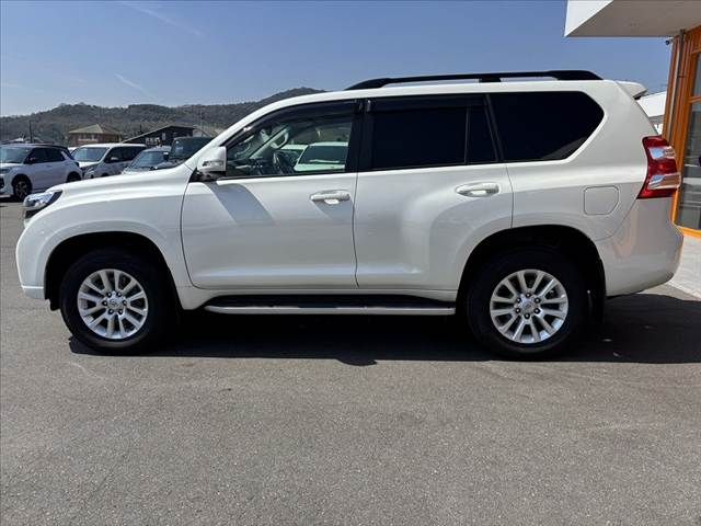 TOYOTA LANDCRUISER PRADO 2016 Image 31
