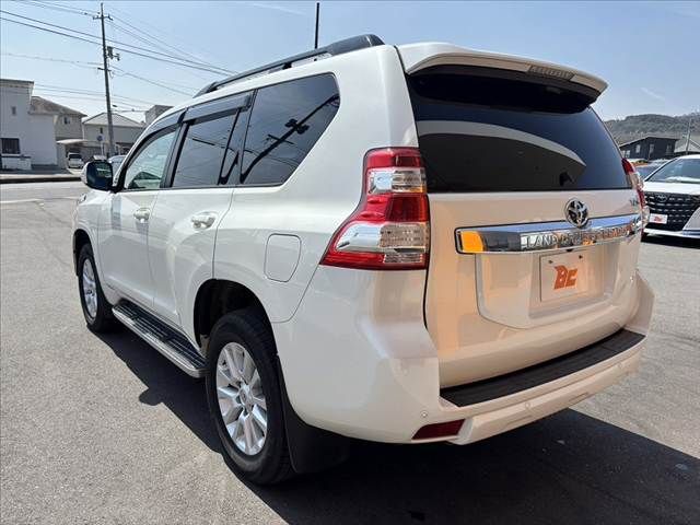 TOYOTA LANDCRUISER PRADO 2016 Image 31