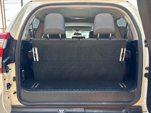 TOYOTA LANDCRUISER PRADO 2016 Image 31