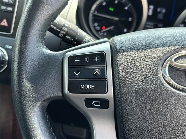 TOYOTA LANDCRUISER PRADO 2016 Image 31