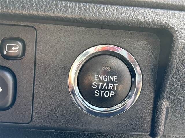 TOYOTA LANDCRUISER PRADO 2016 Image 31