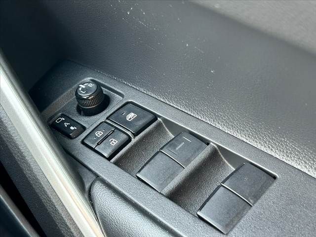 TOYOTA COROLLA CROSS HYBRID 2022 Image 31