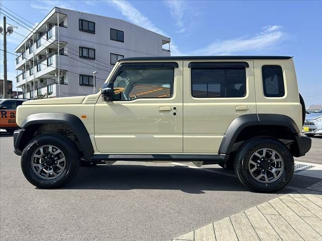 SUZUKI JIMNY NOMADE 2025 Image 31