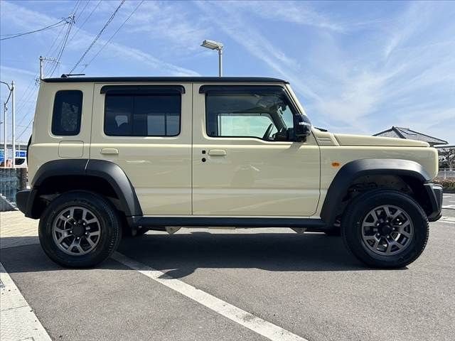 SUZUKI JIMNY NOMADE 2025 Image 31