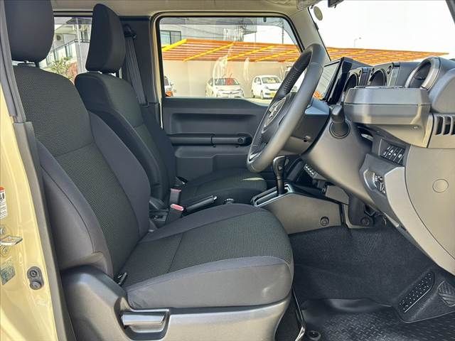 SUZUKI JIMNY NOMADE 2025 Image 31