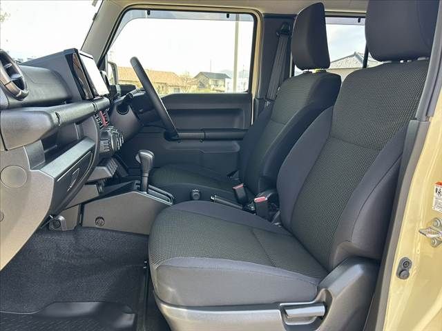 SUZUKI JIMNY NOMADE 2025 Image 31