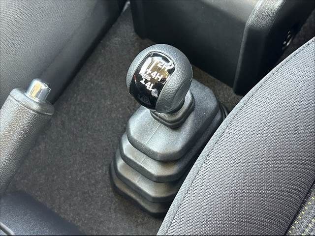 SUZUKI JIMNY NOMADE 2025 Image 31