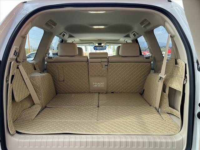 TOYOTA LANDCRUISER PRADO 2022 Image 31