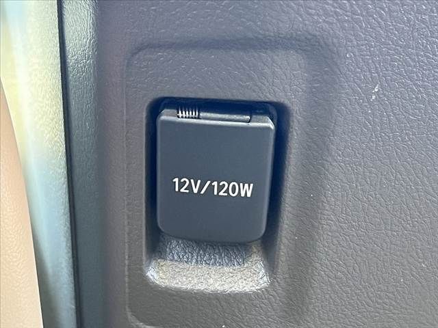 TOYOTA LANDCRUISER PRADO 2022 Image 31