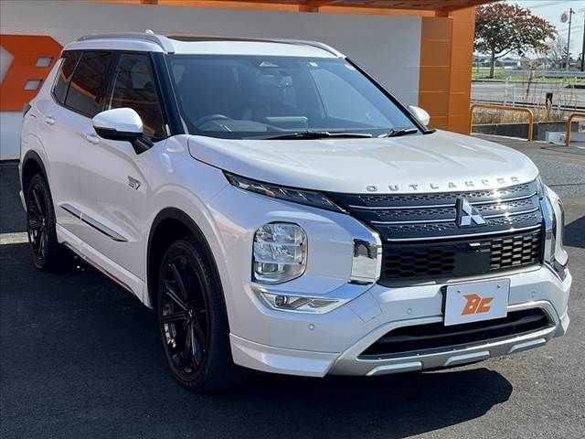 MITSUBISHI OUTLANDER PHEV 2023 Image 31