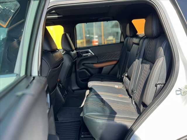 MITSUBISHI OUTLANDER PHEV 2023 Image 31