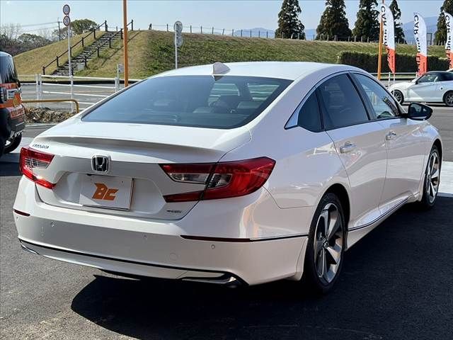 HONDA ACCORD HYBRID 2022 Image 31