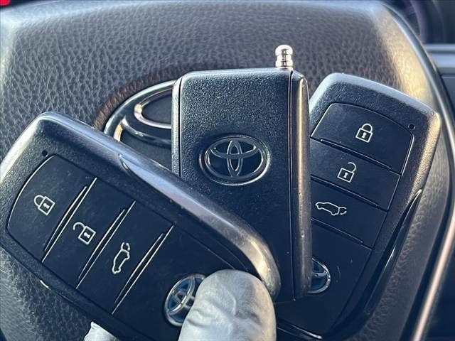 TOYOTA HARRIER HYBRID 2020 Image 31