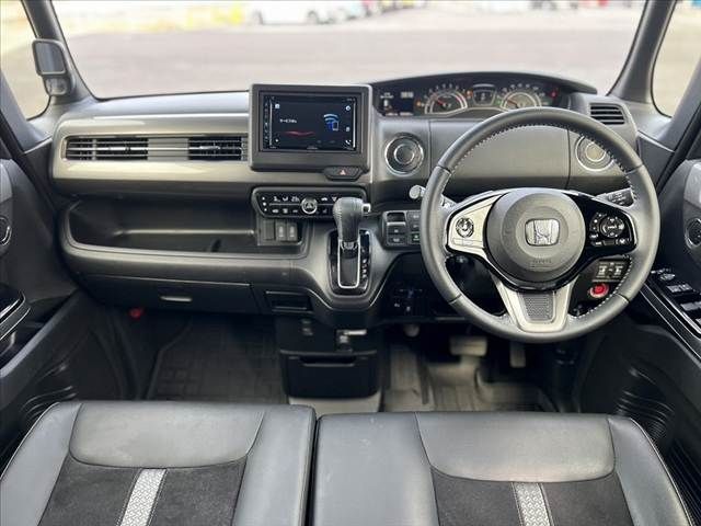 HONDA N BOX CUSTOM 2023 Image 31