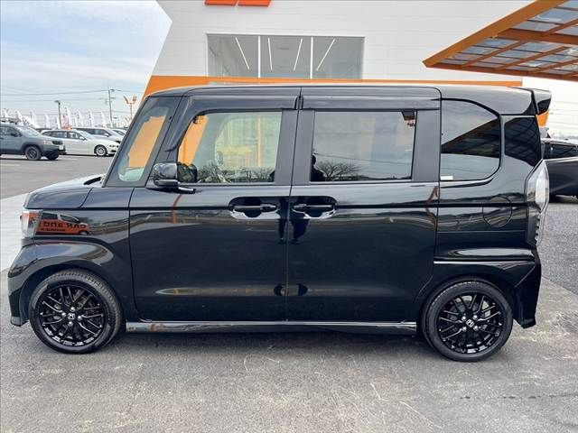 HONDA N BOX CUSTOM 2023 Image 31