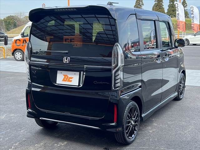 HONDA N BOX CUSTOM 2023 Image 31