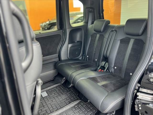 HONDA N BOX CUSTOM 2023 Image 31