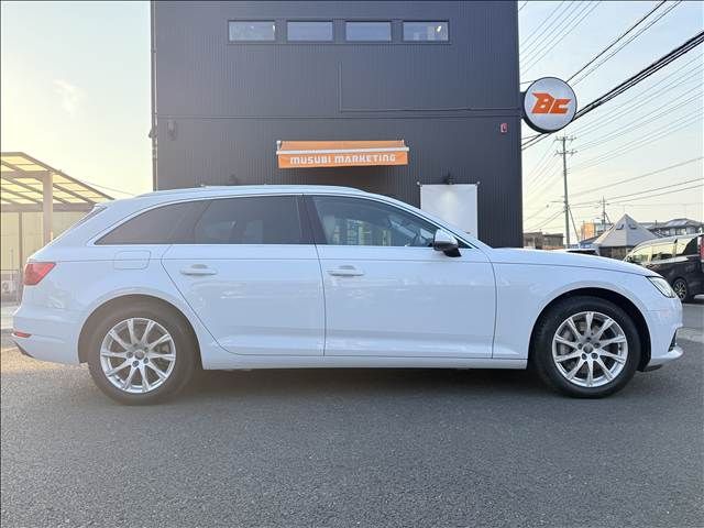 AUDI A4 AVANT 2016 Image 31