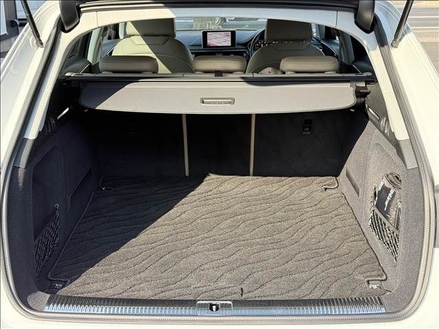 AUDI A4 AVANT 2016 Image 31