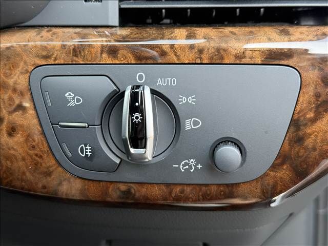 AUDI A4 AVANT 2016 Image 31