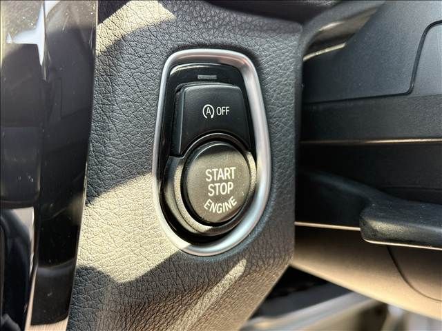 BMW 3SERIES SEDAN 2016 Image 31