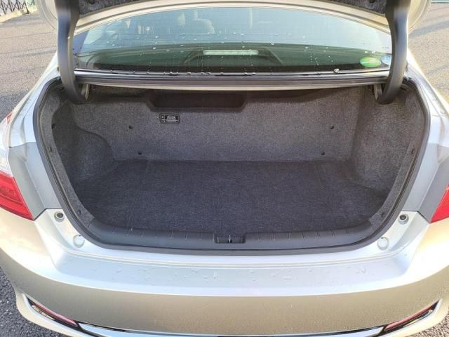 HONDA ACCORD HYBRID 2014 Image 31