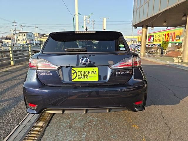 TOYOTA LEXUS CT200H 2017 Image 31