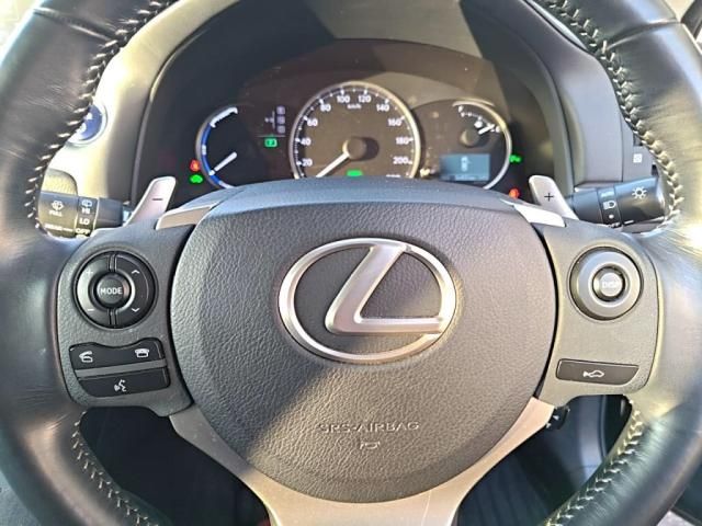 TOYOTA LEXUS CT200H 2017 Image 31