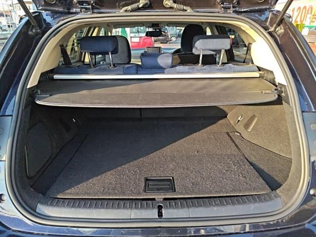 TOYOTA LEXUS CT200H 2017 Image 31