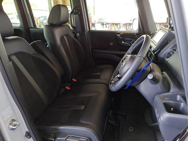 HONDA N BOX 2023 Image 31