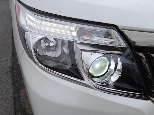 TOYOTA ESQUIRE 2016 Image 31