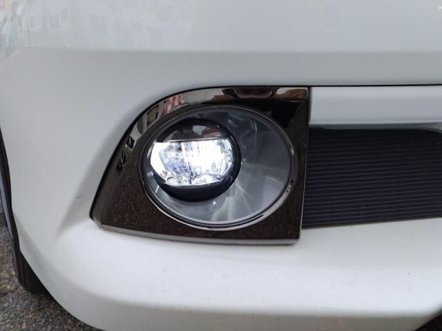 TOYOTA ESQUIRE 2016 Image 31