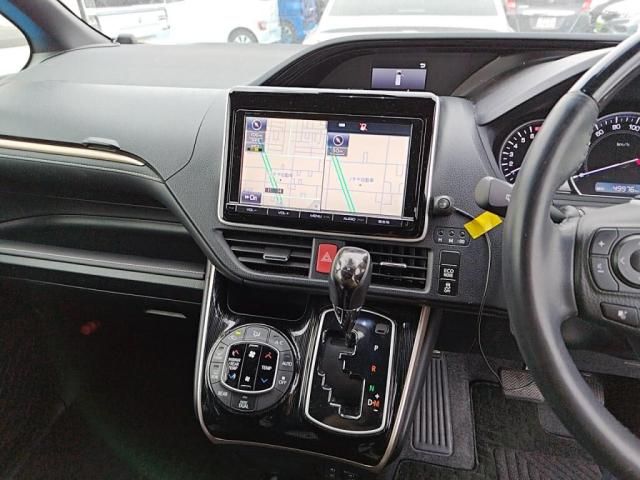 TOYOTA ESQUIRE 2016 Image 31