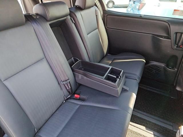 TOYOTA ESQUIRE 2016 Image 31