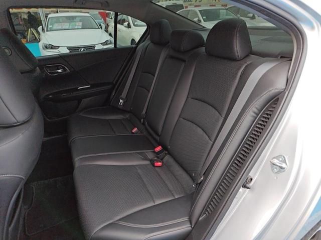 HONDA ACCORD HYBRID 2015 Image 31